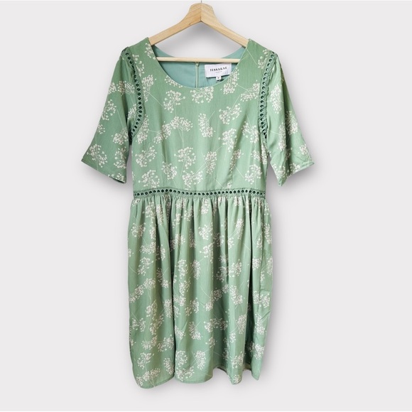 JessaKae Dresses & Skirts - JessaKae Sage Green Midi Dress – Flowy Short Sleeve, NWT, M